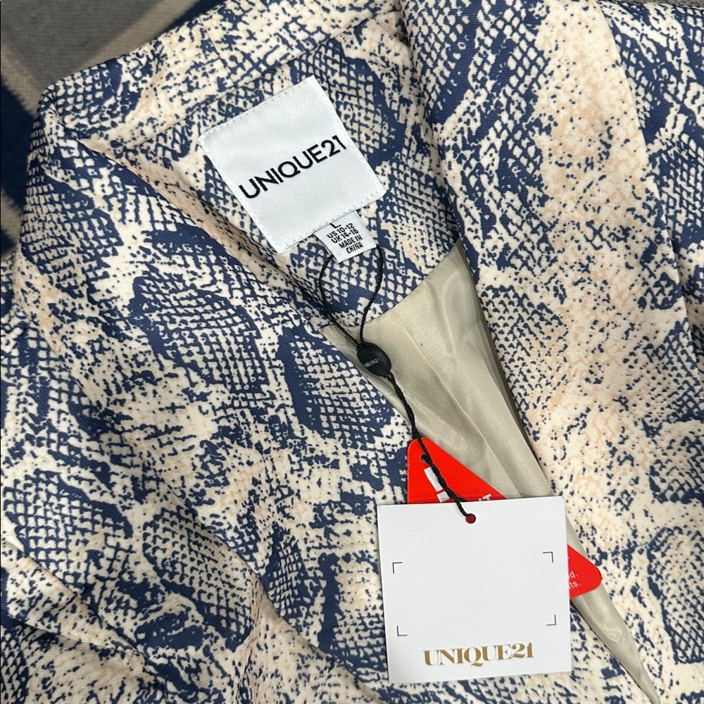 Unique21 Blue and Cream Snake Print Blazer - Picture 2 of 6